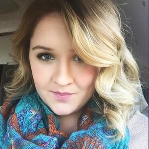 Meet your Posher, Anna miller